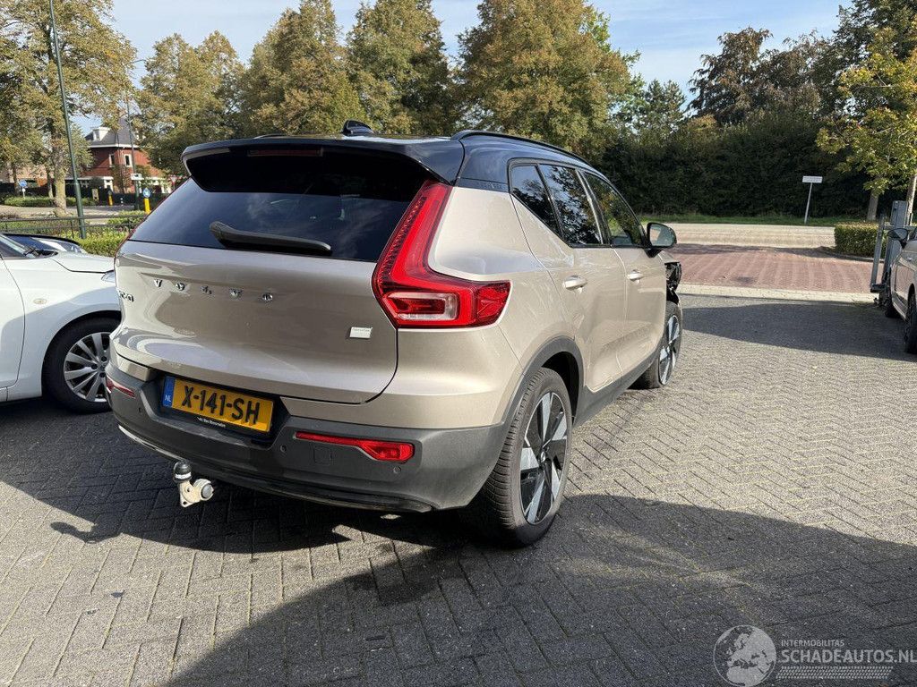 Volvo XC40 Single Motor Extened Range Core 82 kWh 15495 EX BTW 57119342-4.jpg | Lunenburg Auto’s