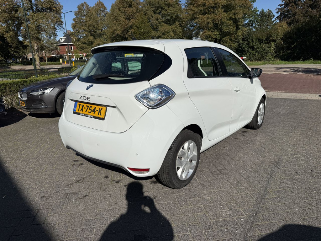 Renault ZOE R90 Life 41 kWh KOOPACCU SOH 86% (Hatchback 5-dr.) 6157 EURO EX BTW 57125984-4.jpg | Lunenburg Auto’s