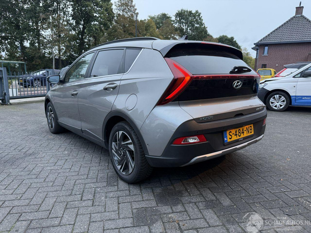 Hyundai Bayon 1.0 T-GDI AUTOMAAT Premium Sky (SUV 5-dr.) 57274227-2.jpg | Lunenburg Auto’s