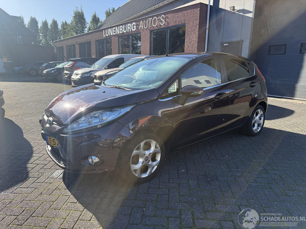 Ford Fiesta 1.4 Titanium (Hatchback 5-dr.) 57357279-0.jpg | Lunenburg Auto’s