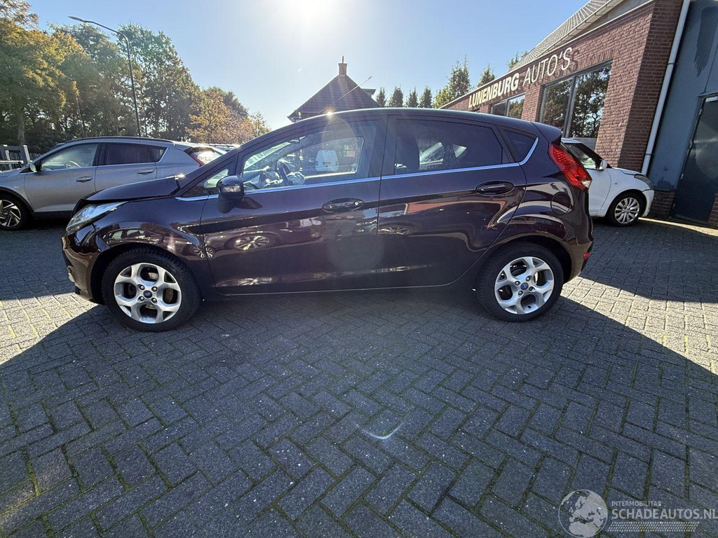 Ford Fiesta 1.4 Titanium (Hatchback 5-dr.) 57357279-1.jpg | Lunenburg Auto’s