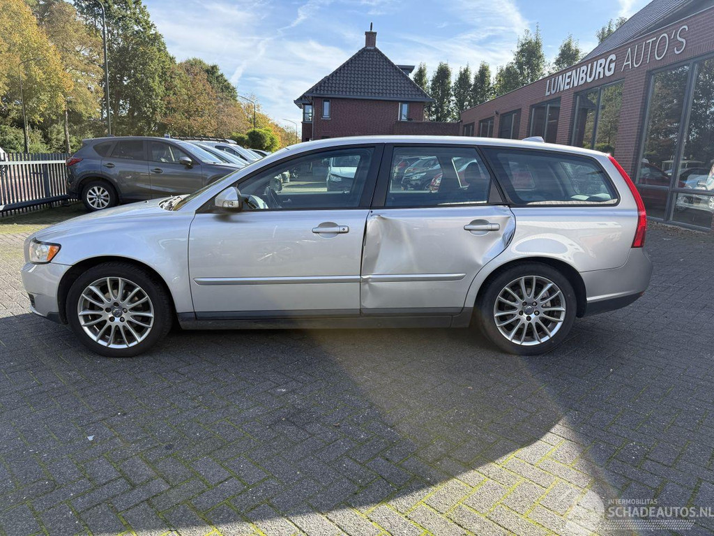 Volvo V50 V-50 2.0 Sport (Stationwagen 5-dr.) 57449851-1.jpg | Lunenburg Auto’s