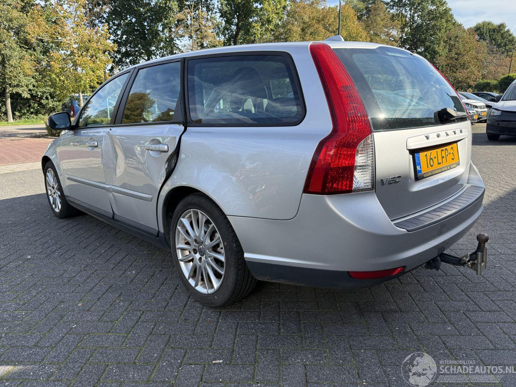Volvo V50 V-50 2.0 Sport (Stationwagen 5-dr.) 57449851-2.jpg | Lunenburg Auto’s