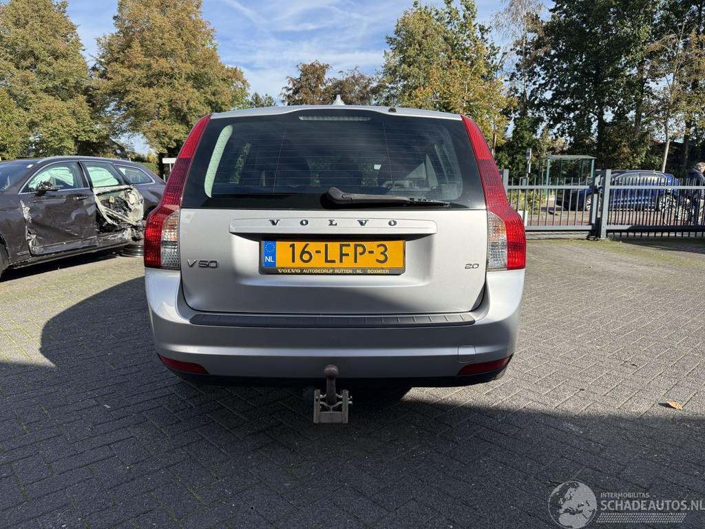 Volvo V50 V-50 2.0 Sport (Stationwagen 5-dr.) 57449851-3.jpg | Lunenburg Auto’s