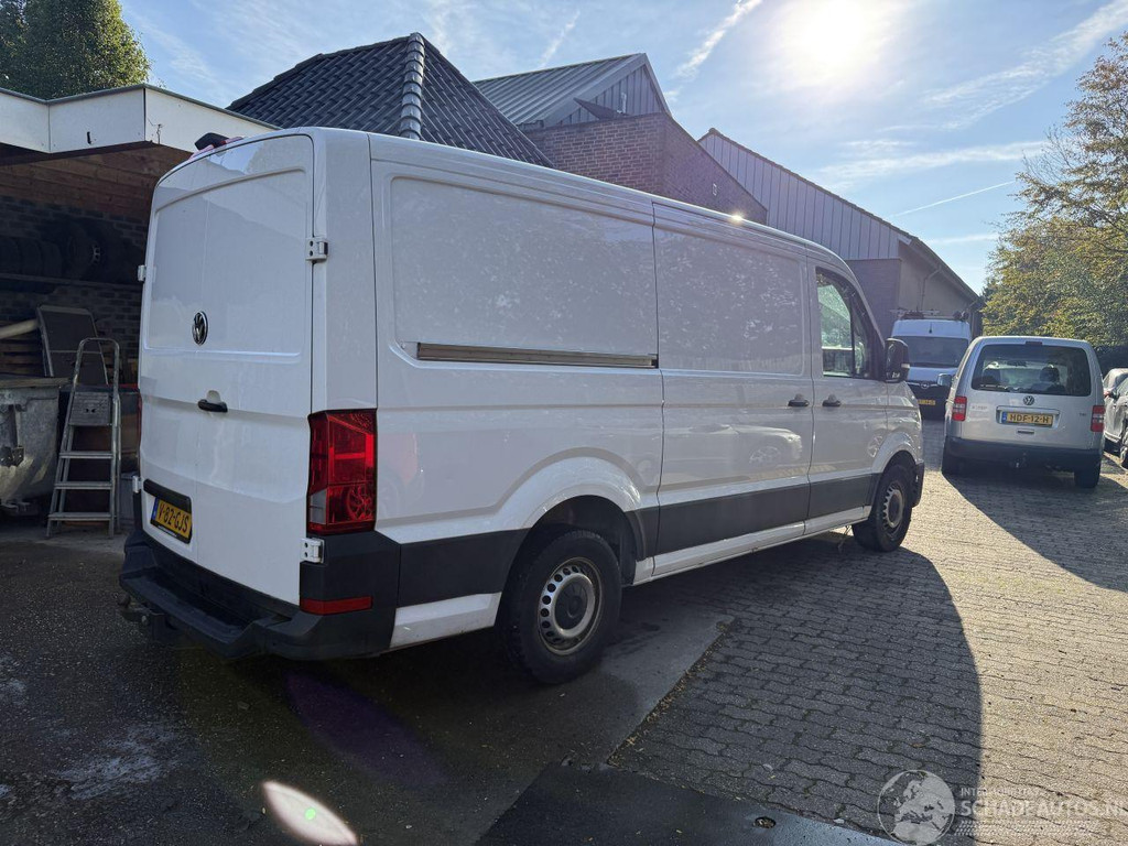 Volkswagen Crafter 35 2.0 TDI AUTOMAAT 57560361-4.jpg | Lunenburg Auto’s