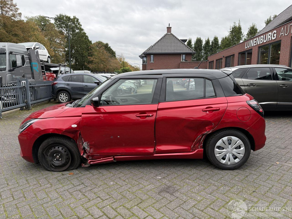 Suzuki Swift 1.2 Comfort Smart Hybrid 57596891-4.jpg | Lunenburg Auto’s
