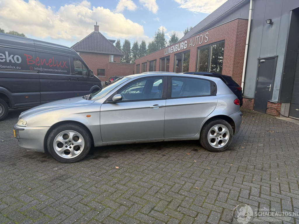 Alfa Romeo 147 1.6 T.Spark Impression 57637966-1.jpg | Lunenburg Auto’s