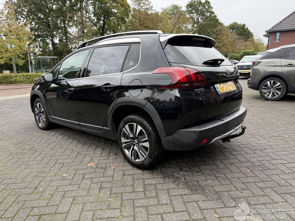 Peugeot 2008 1.2 PureTech Allure (SUV 5-dr.) 57647409-2.jpg | Lunenburg Auto’s