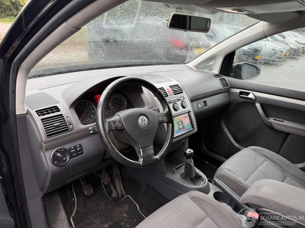 Volkswagen Touran 1.4 TSI 7 PERSOONS Comfortline (MPV 5-dr.) 57655523-2.jpg | Lunenburg Auto’s