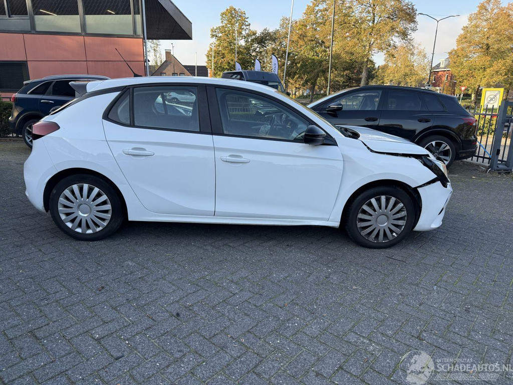 Opel Corsa 1.2 Edition AUTOMAAT (Hatchback 5-dr.) 57815153-3.jpg | Lunenburg Auto’s